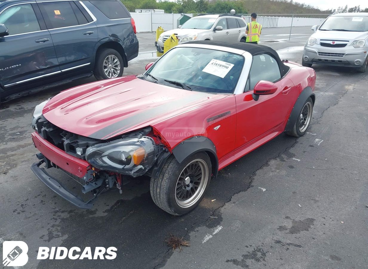 Fiat 124 Spider 2018 — photo 2