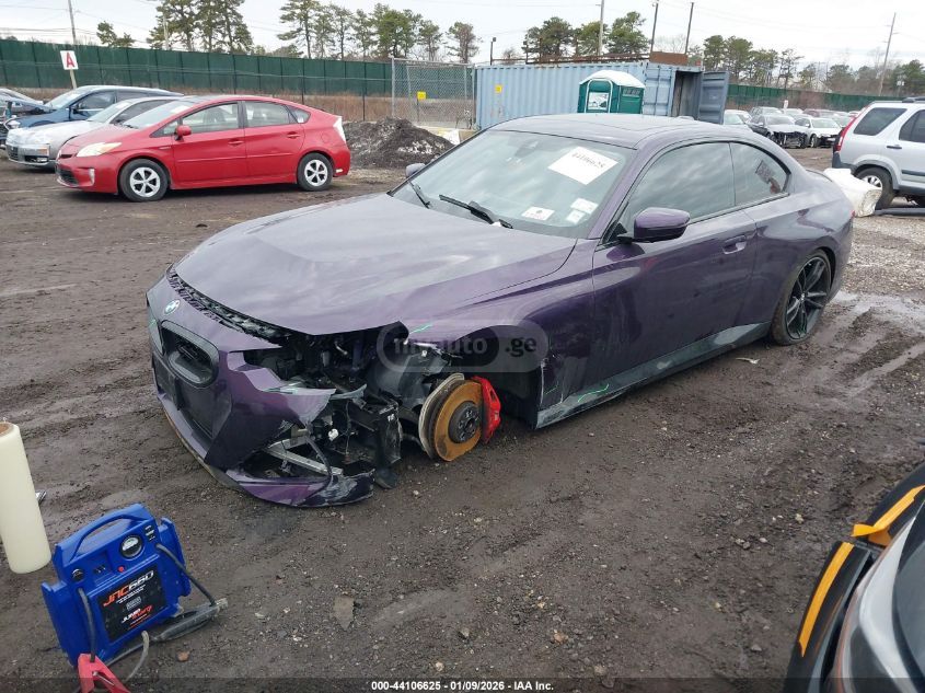 BMW 230i 2024 — photo 2