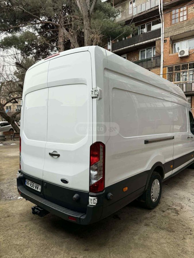 Ford Transit 2015 — photo 2