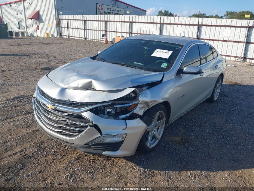 Chevrolet Malibu 2021 — photo 2