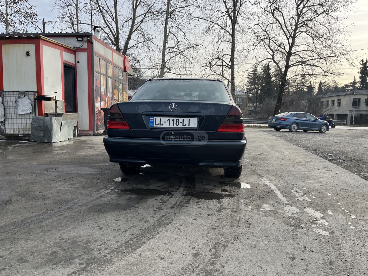 Mercedes-Benz C 180 1998 — photo 2