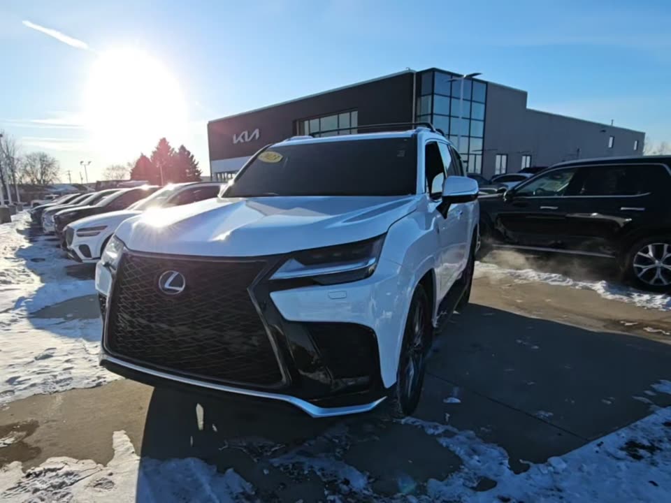 Lexus LX 600