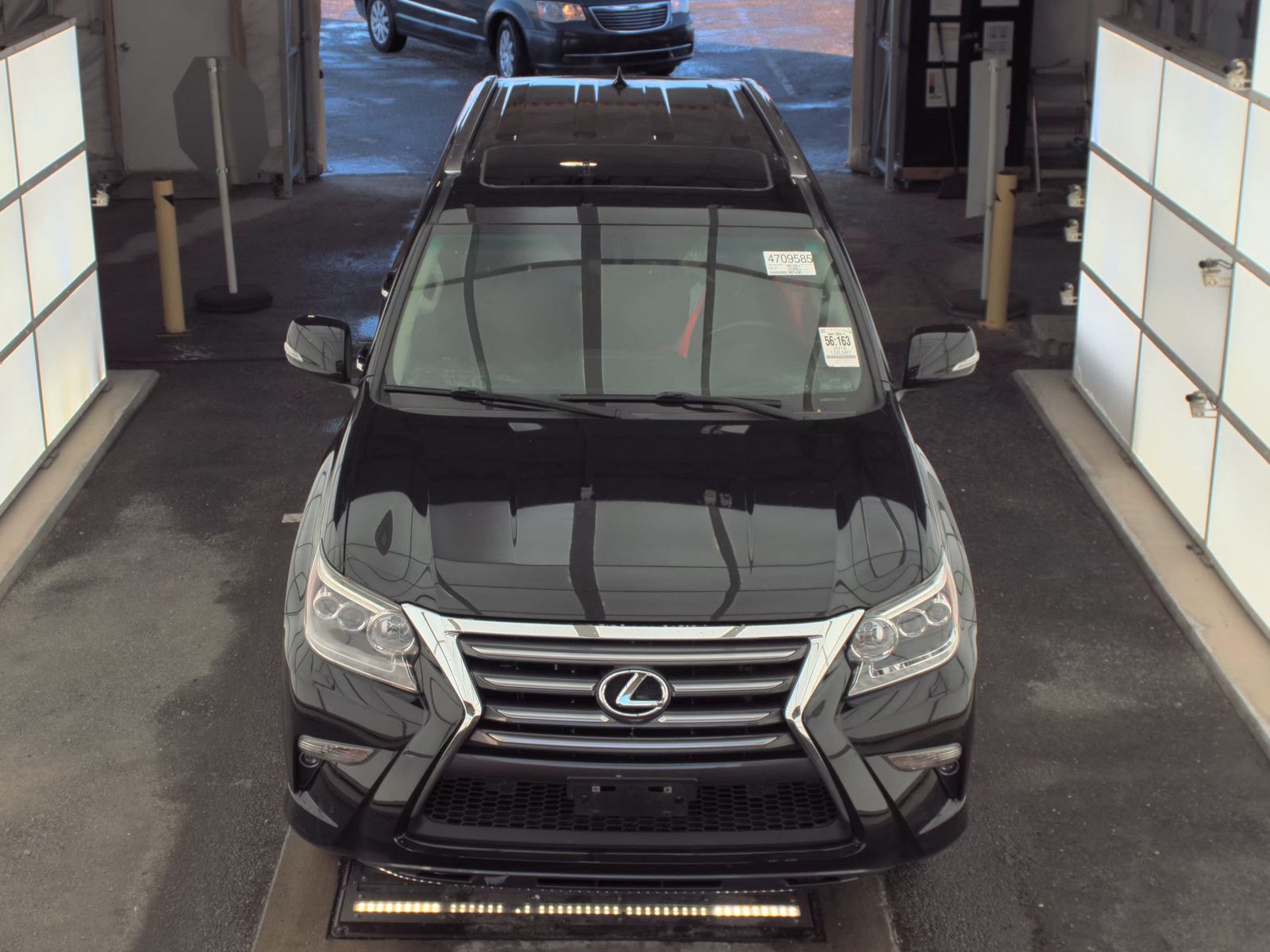 Lexus GX 460 2016 — photo 2