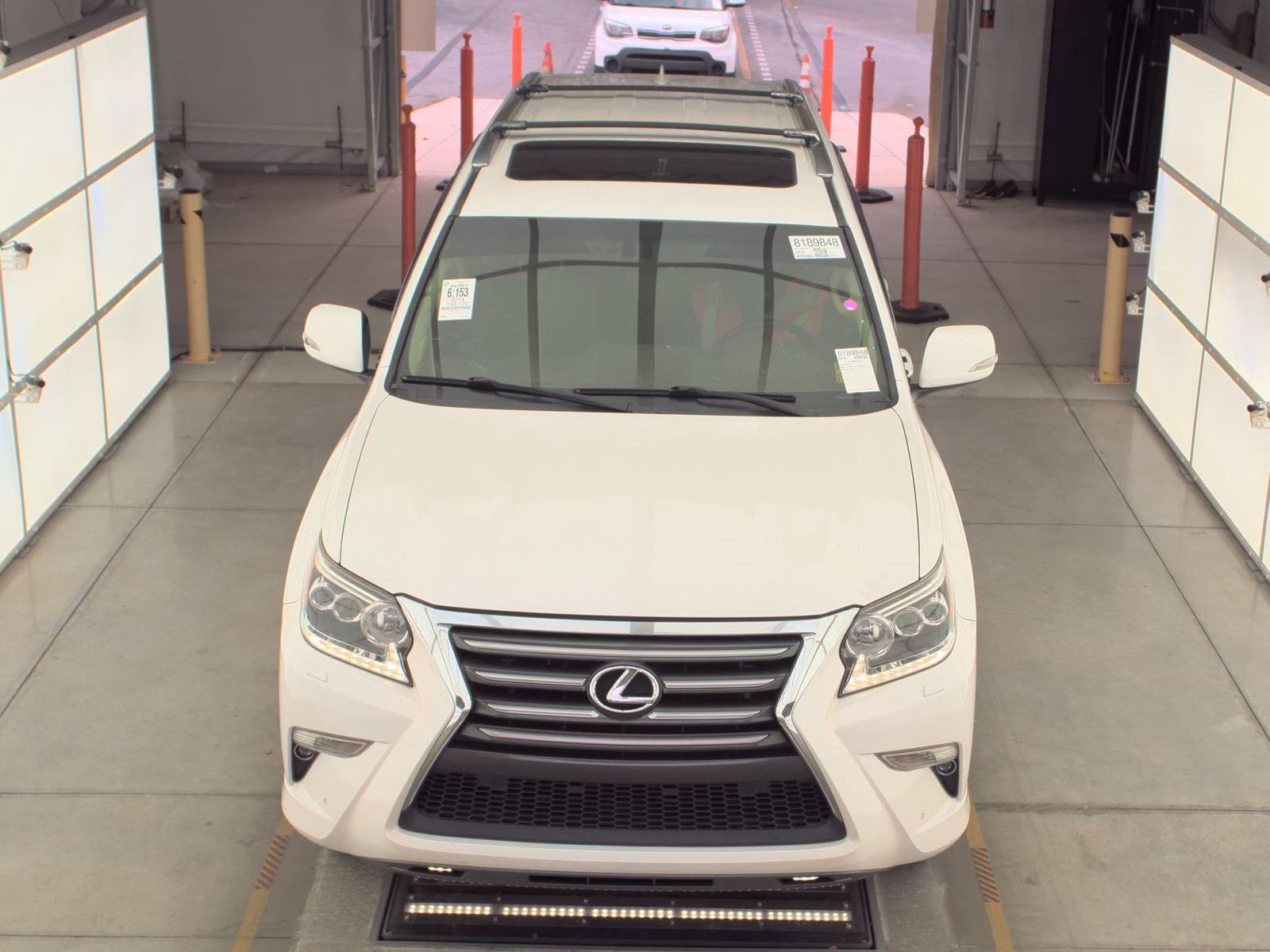 Lexus GX 460 2014 — photo 2