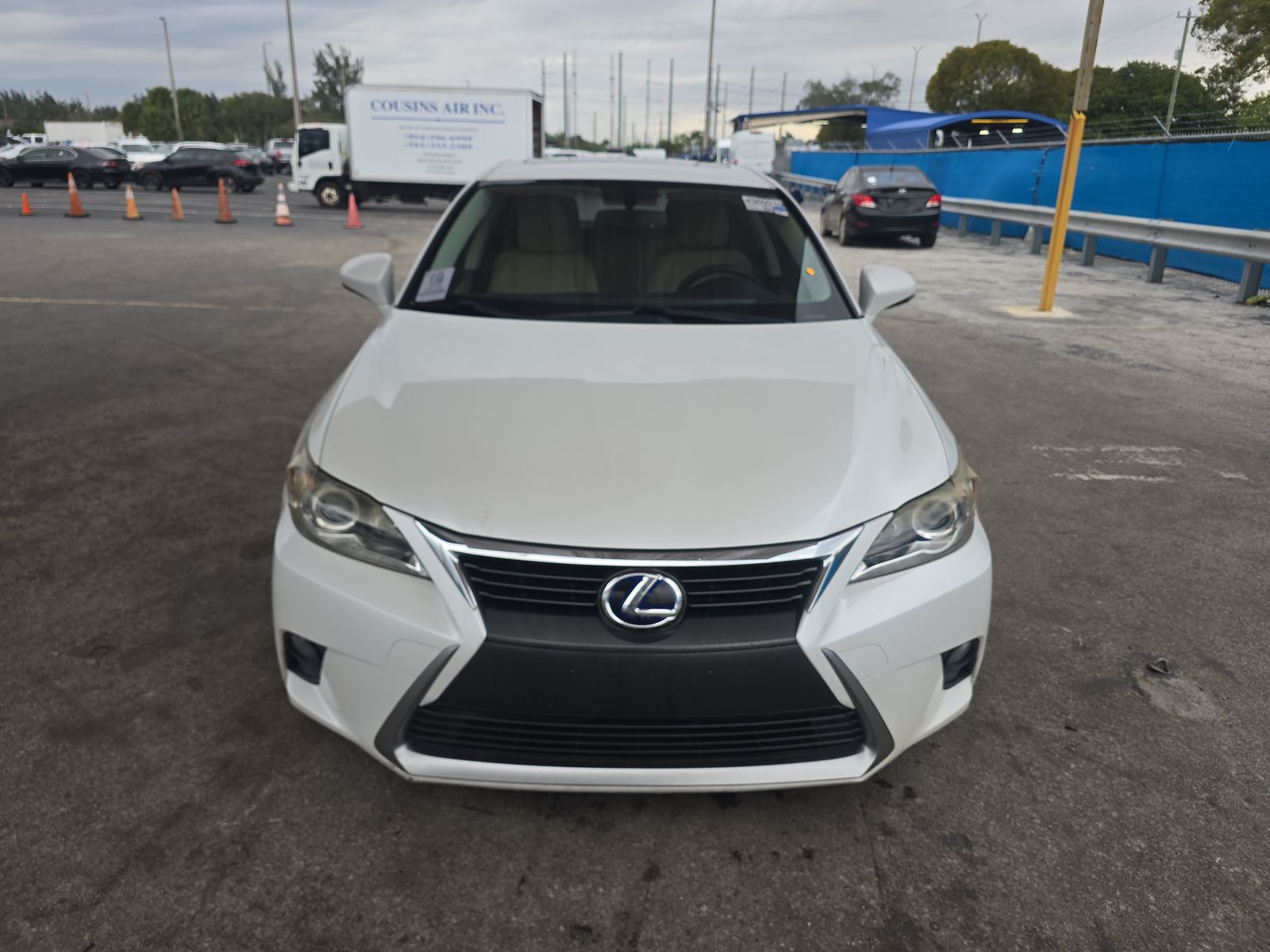 Lexus CT 200 h 2015 — photo 2