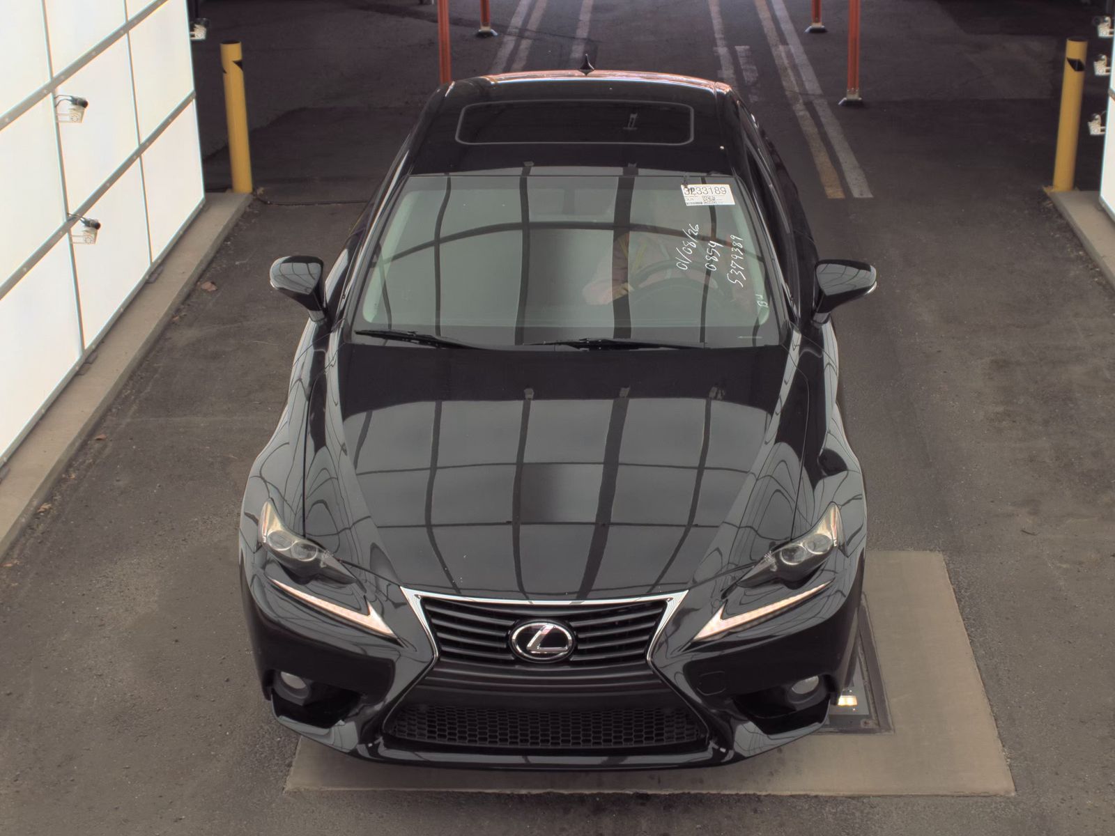 Lexus IS 250 2014 — photo 2