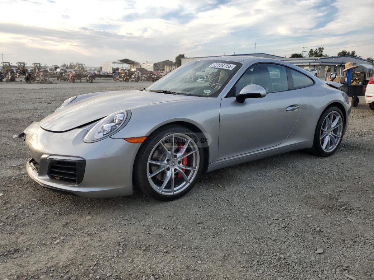 Porsche 911 2019 — photo 2