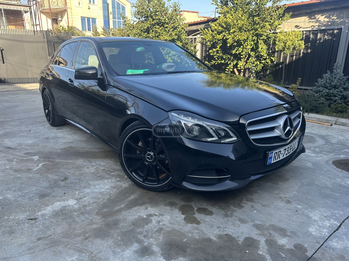 Mercedes-Benz E 220 2015 — photo 2
