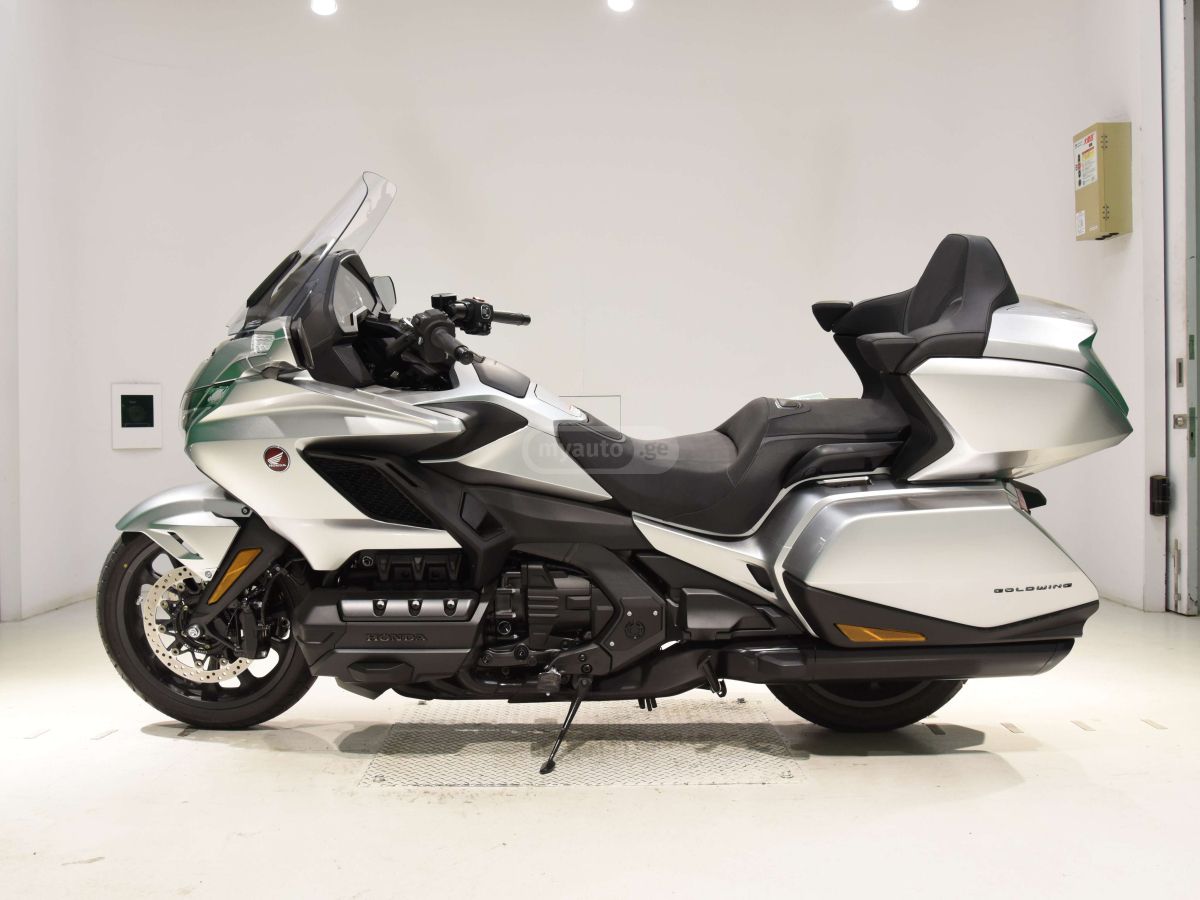 Honda GL 1800 2026 — photo 2