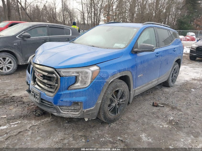 GMC Terrain 2024 — photo 2