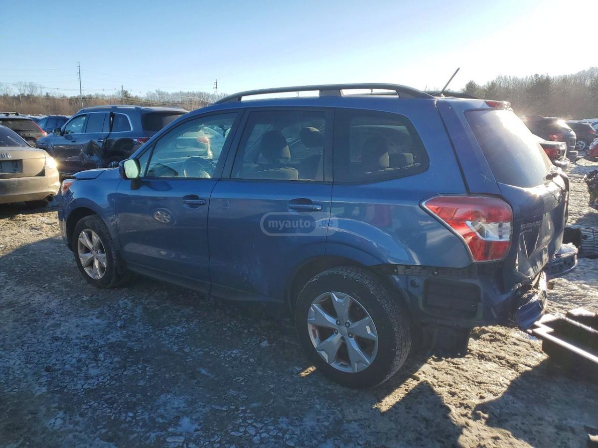 Subaru Forester 2015 — photo 2