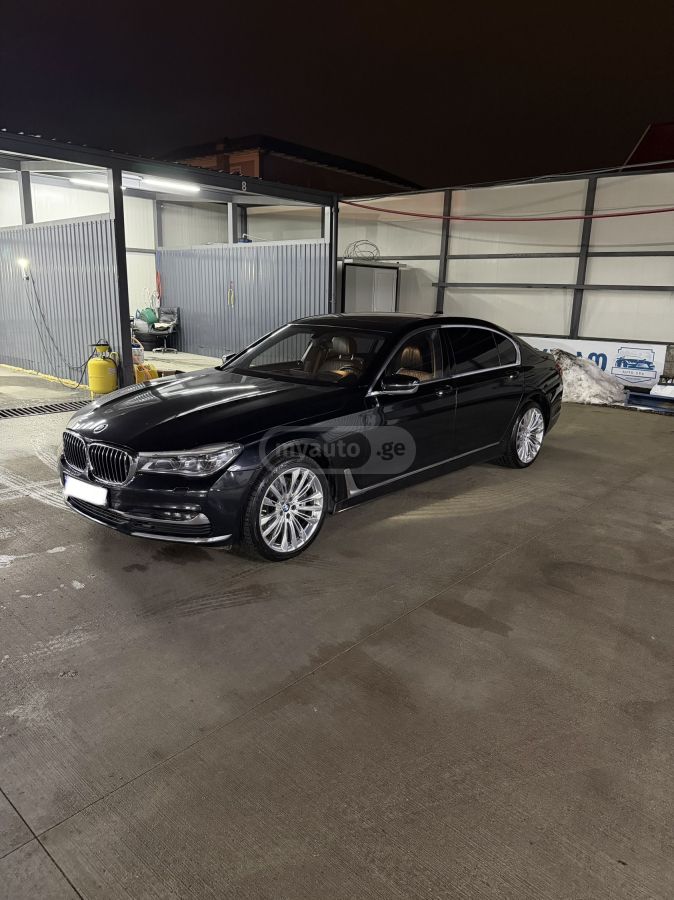 BMW 750
