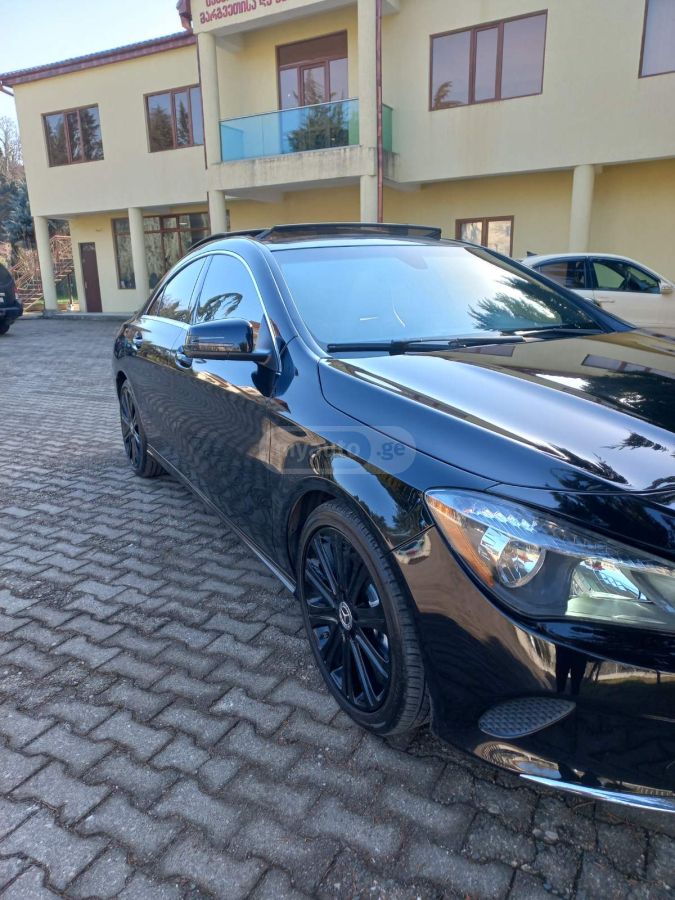 Mercedes-Benz CLA 250 2017 — photo 2
