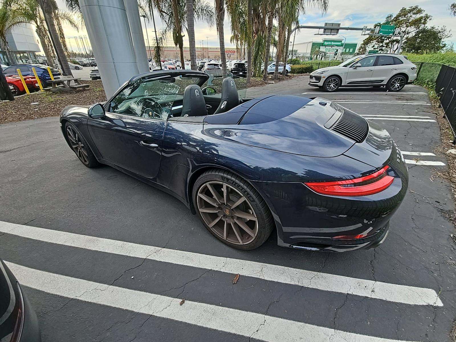 Porsche 911 2018 — photo 2