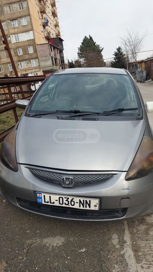 Honda Fit 2005 — photo 2