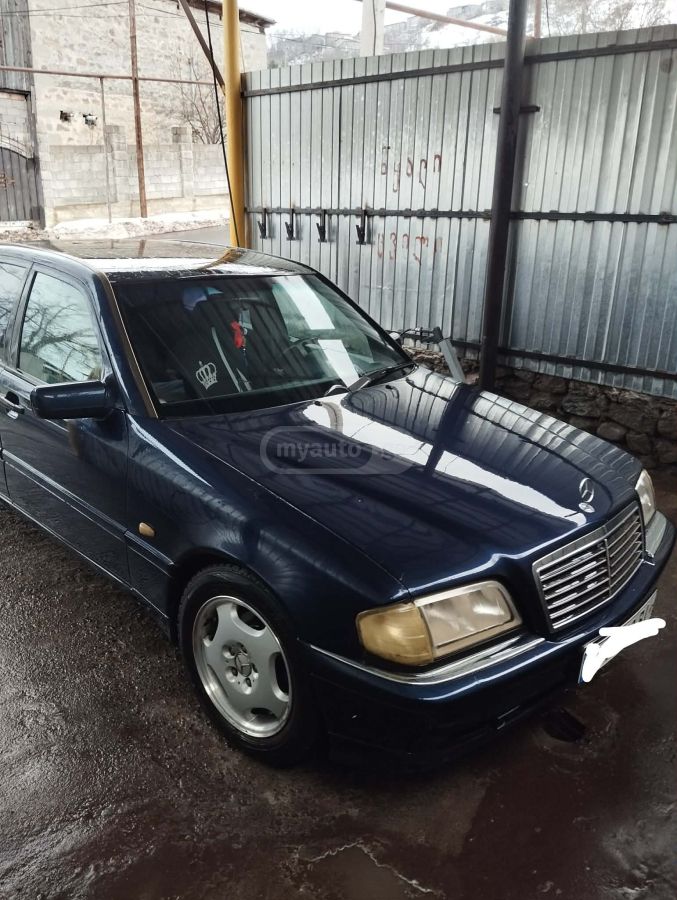 Mercedes-Benz C 180 1997 — photo 2