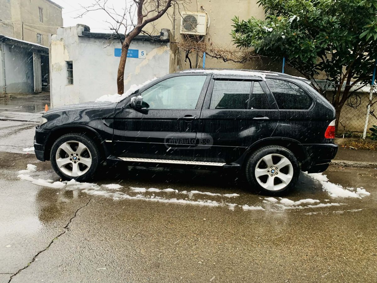 BMW X5 2004 — photo 2