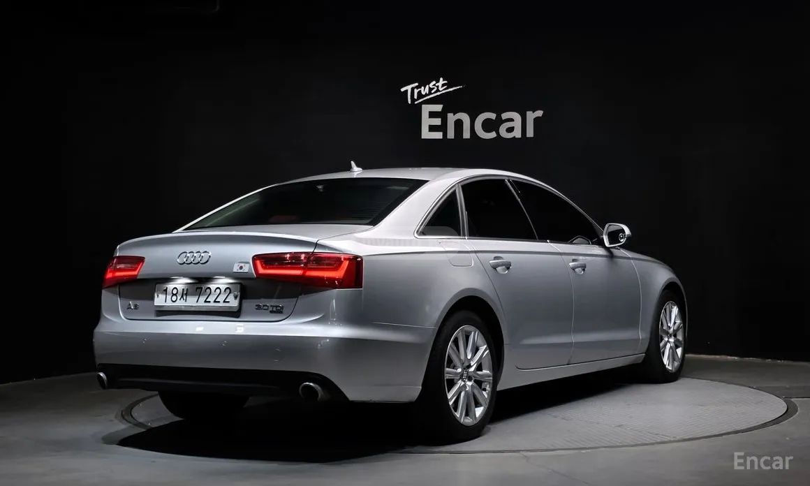 Audi A6 2014 — photo 2