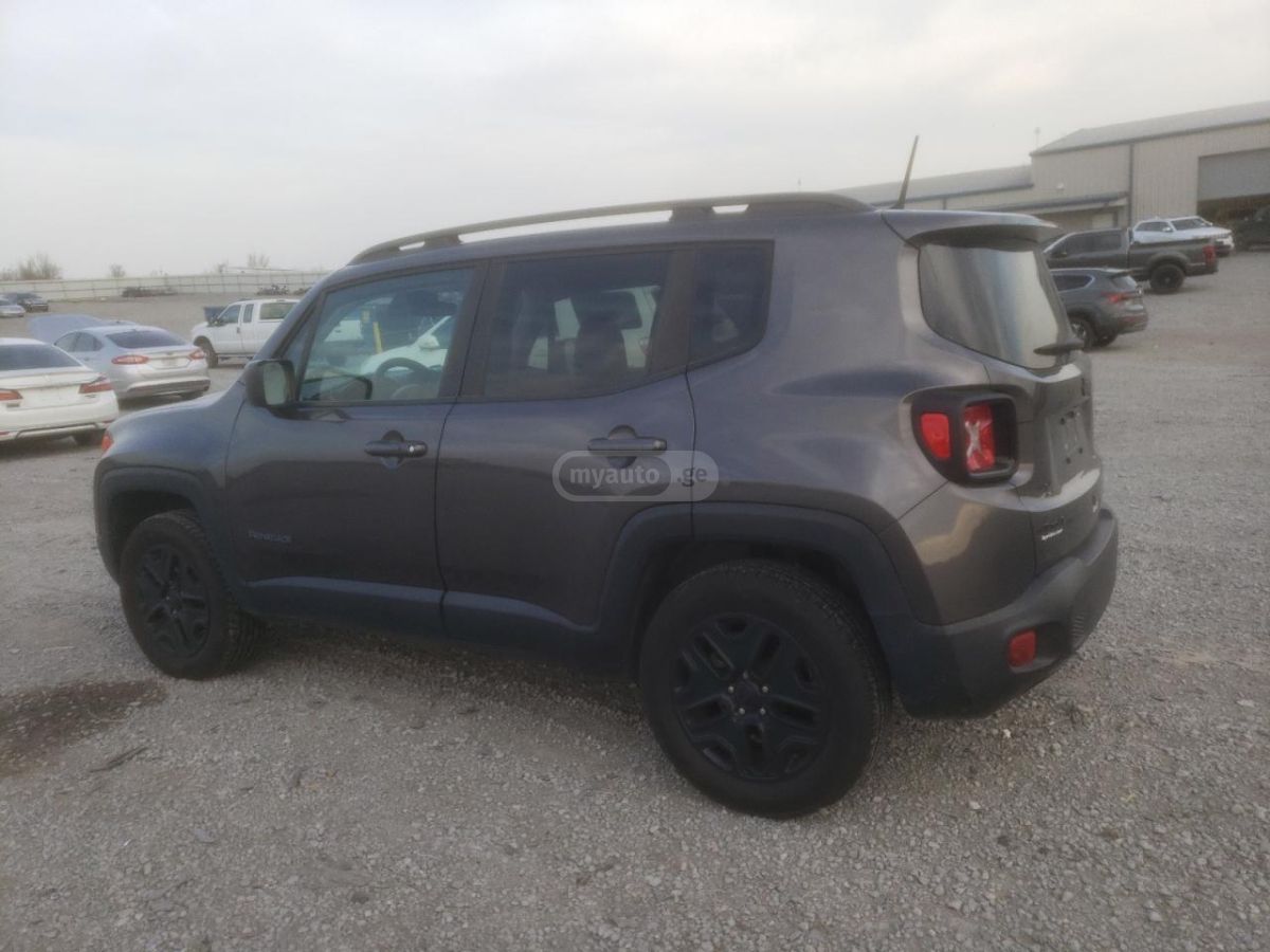 Jeep Renegade 2018 — photo 2