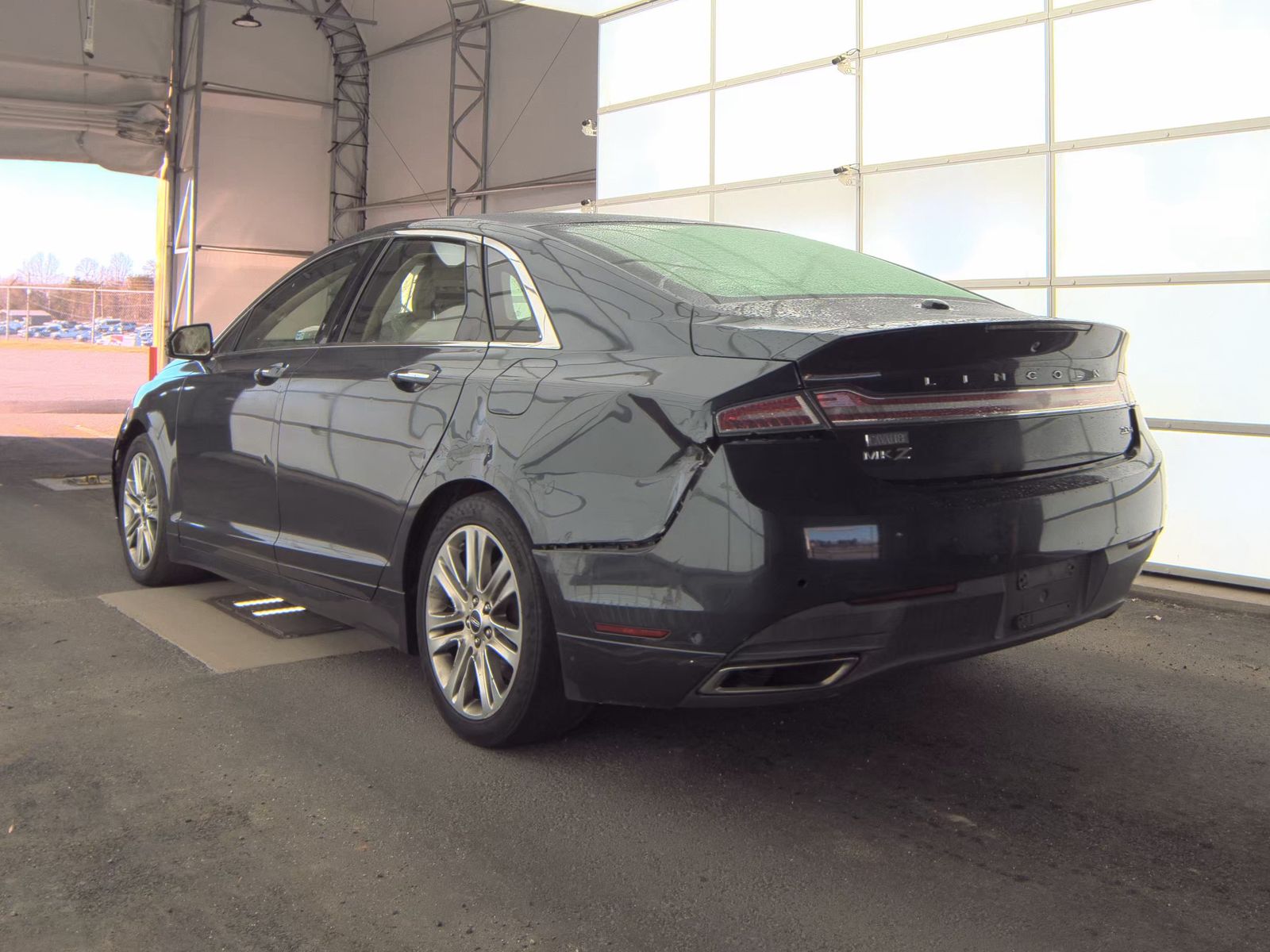 Lincoln MKZ 2014 — photo 2
