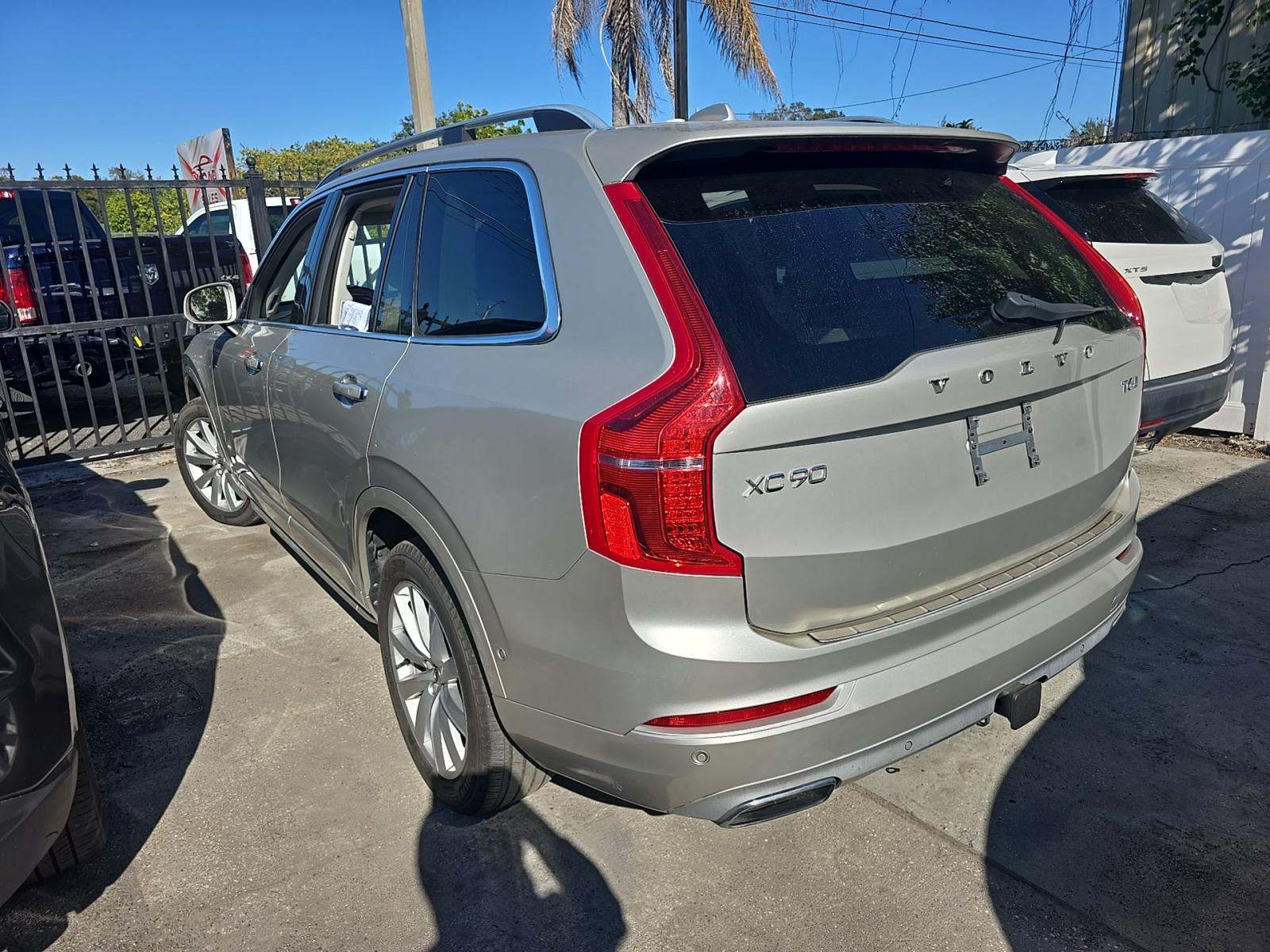 Volvo XC90 2016 — photo 2