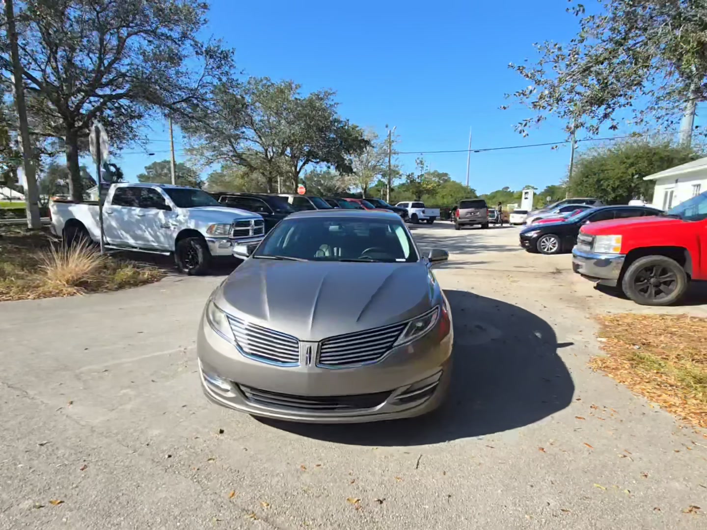 Lincoln MKZ 2016 — photo 2