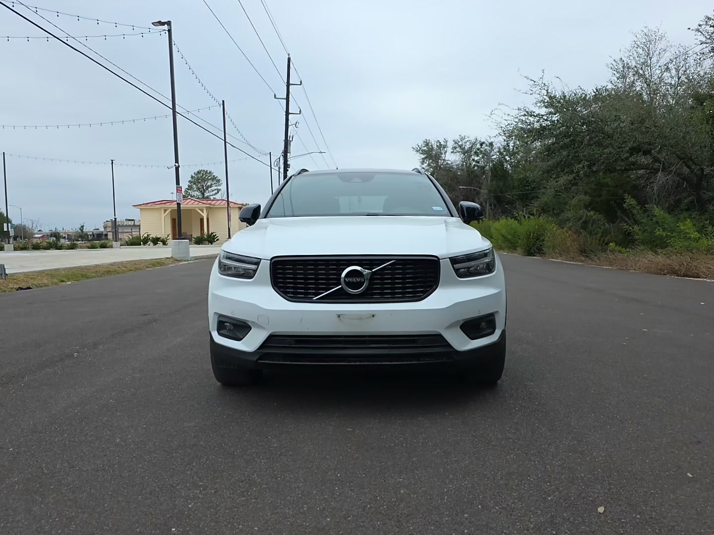 Volvo XC40 2019 — photo 2