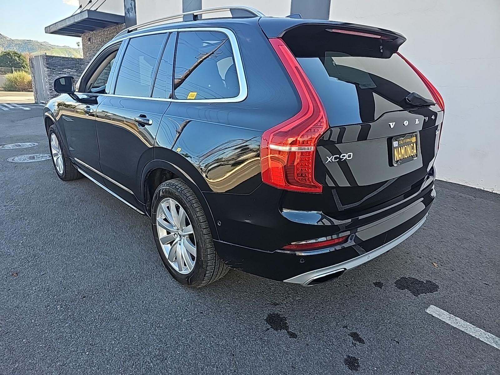 Volvo XC90 2018 — photo 2