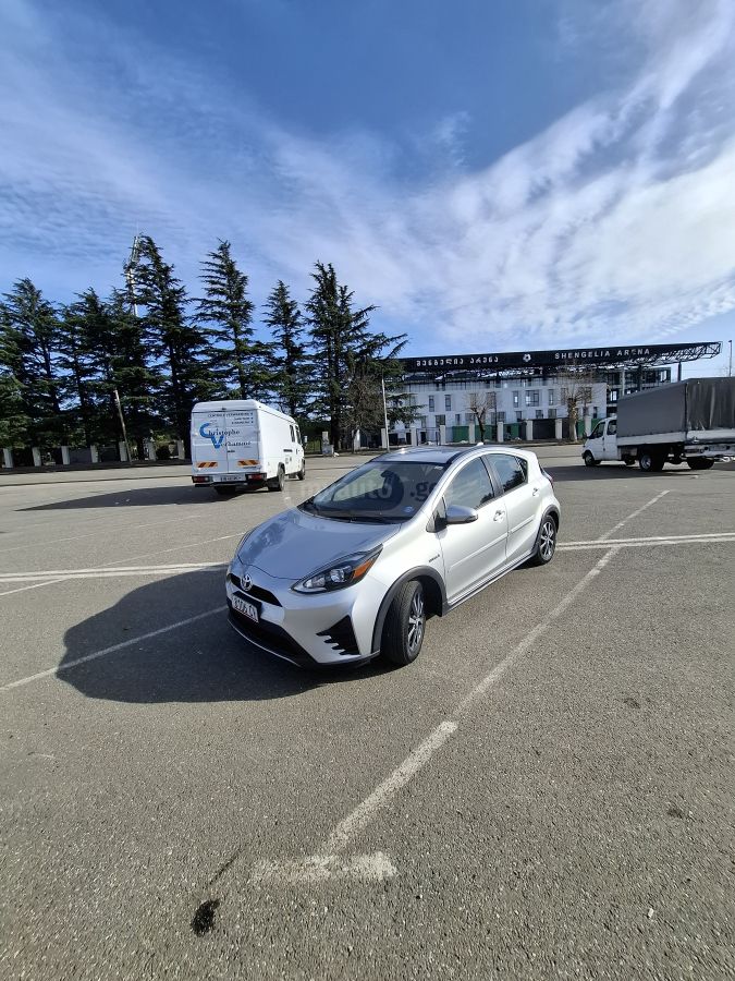 Toyota Prius C