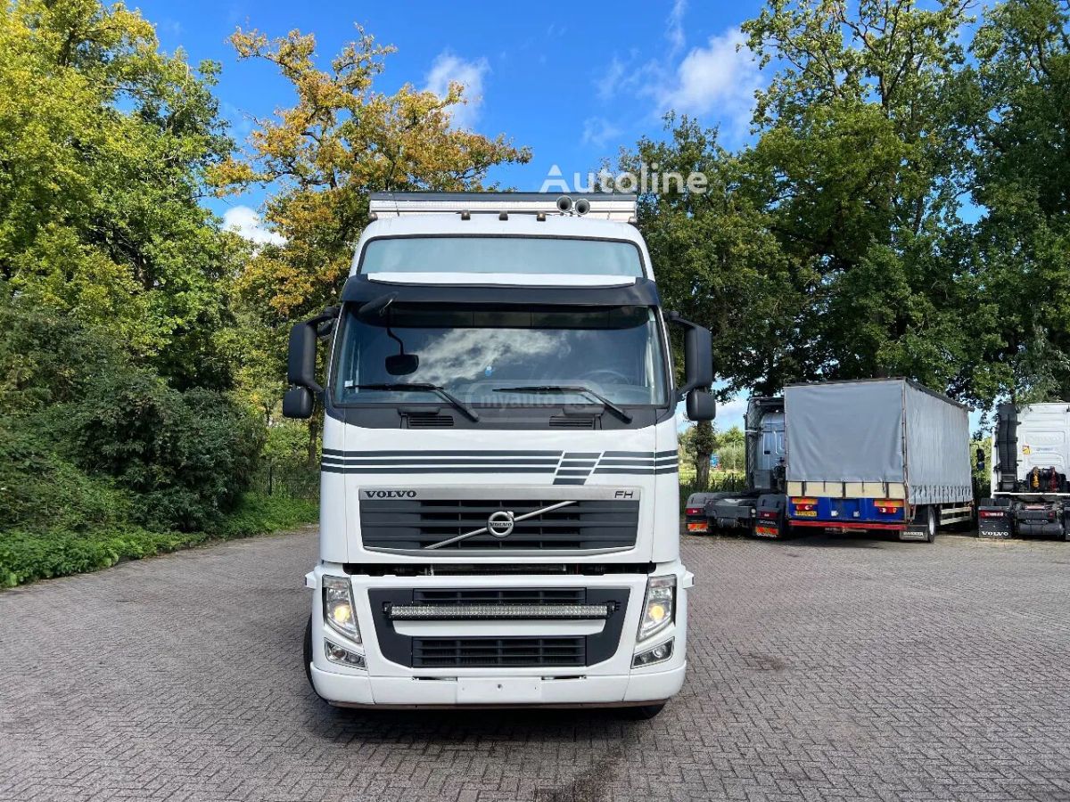Volvo B12 2012 — photo 2
