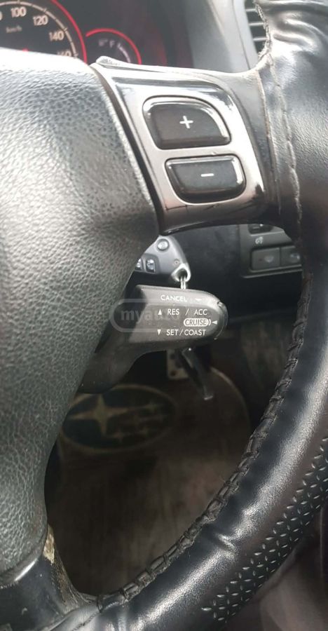 Subaru Legacy 2004 — photo 2
