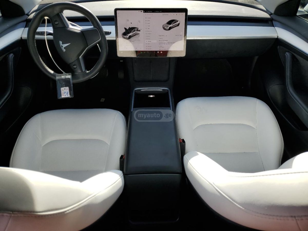 Tesla Model 3 2023 — photo 2