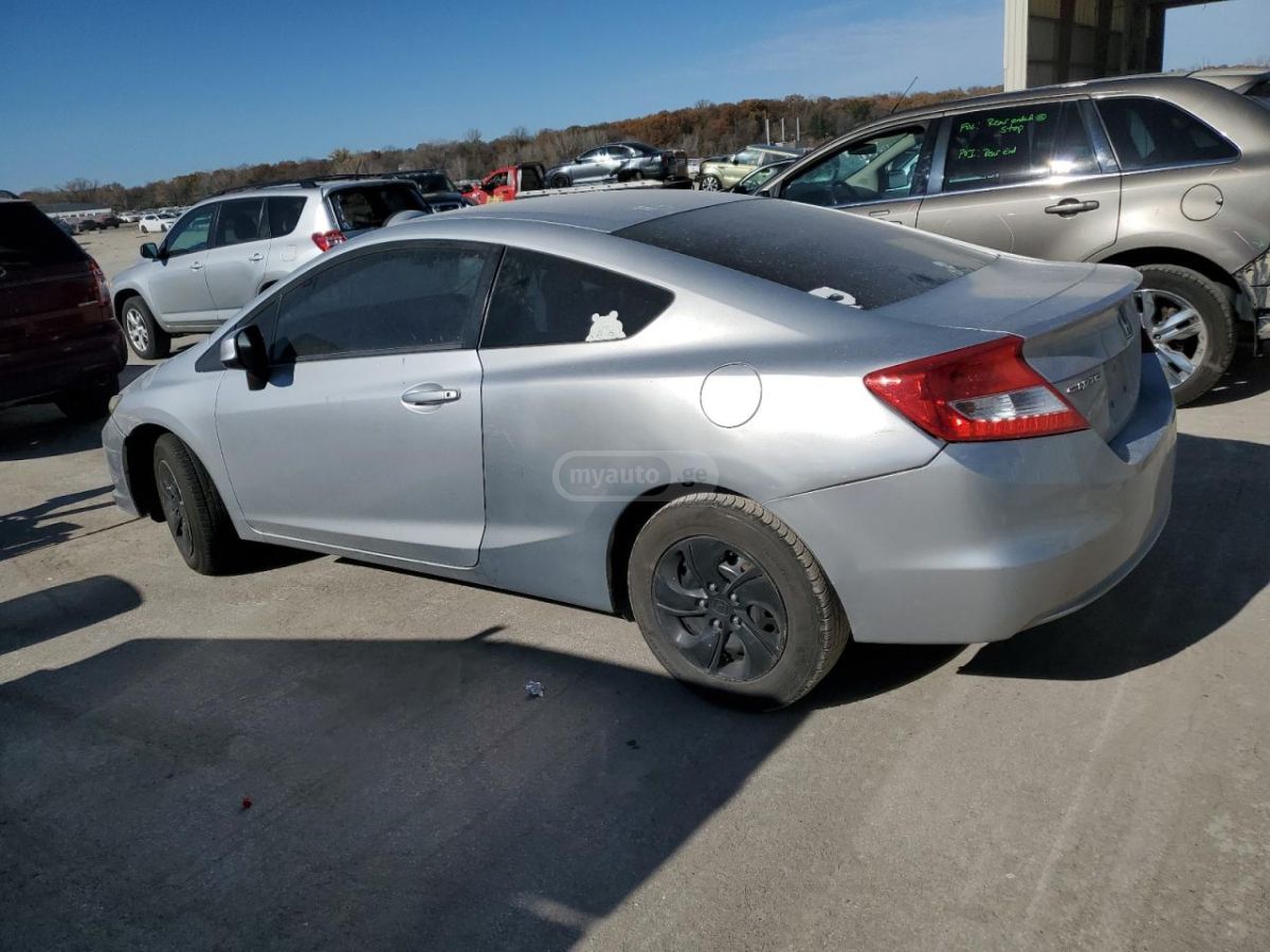 Honda Civic 2013 — photo 2