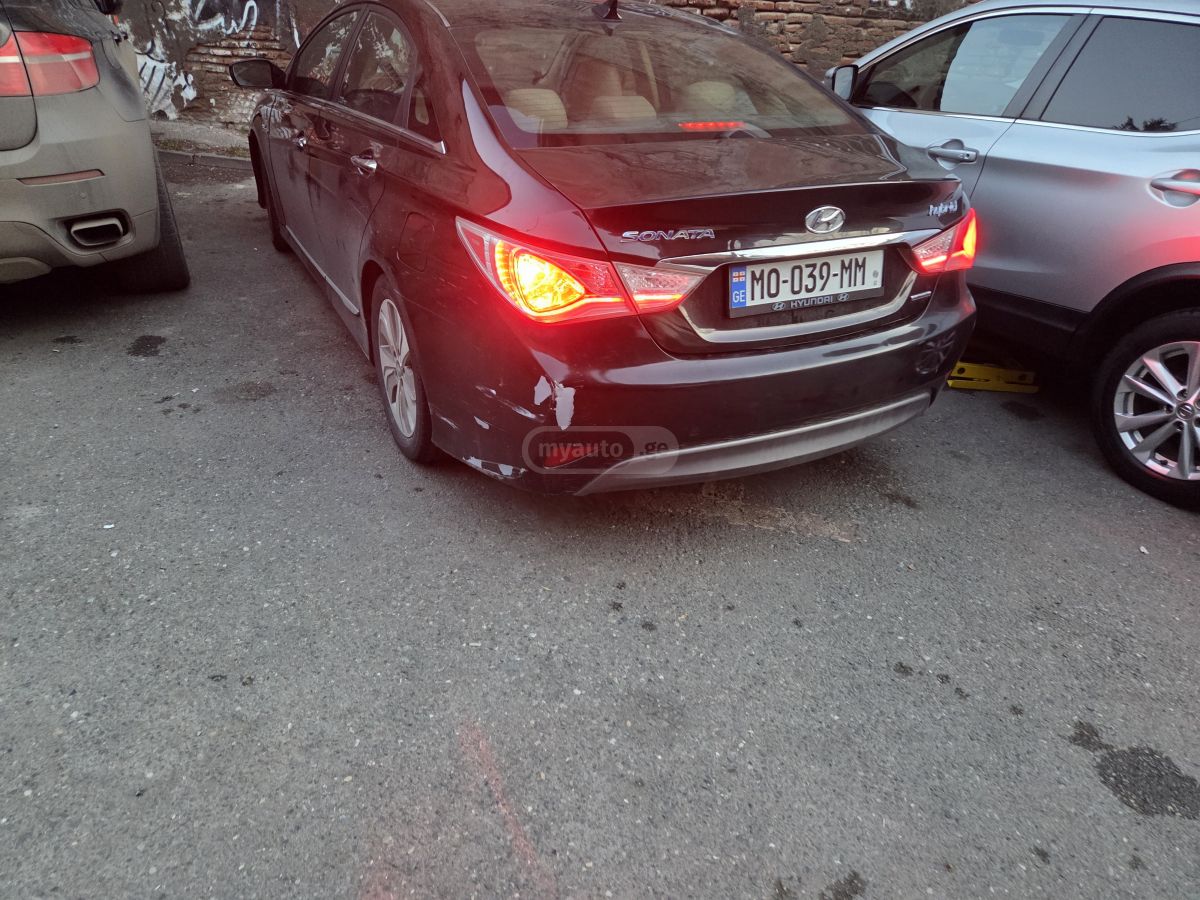 Hyundai Sonata 2012 — photo 2