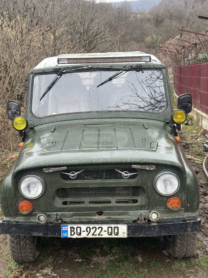 UAZ 469