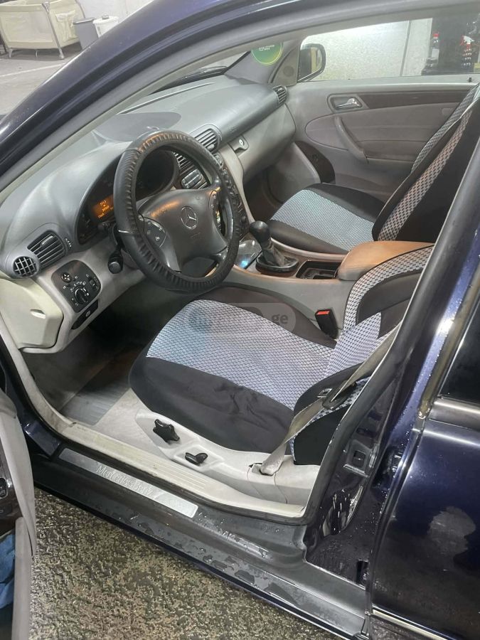 Mercedes-Benz C 220 2000 — photo 2