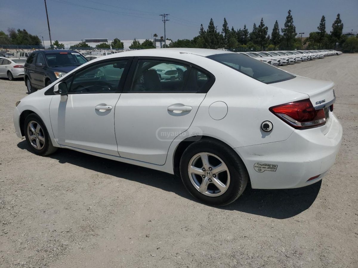 Honda Civic 2013 — photo 2
