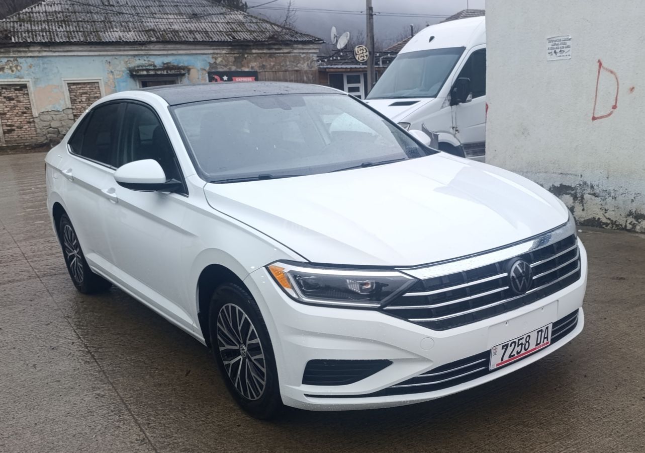 Volkswagen Jetta 2020 — photo 2