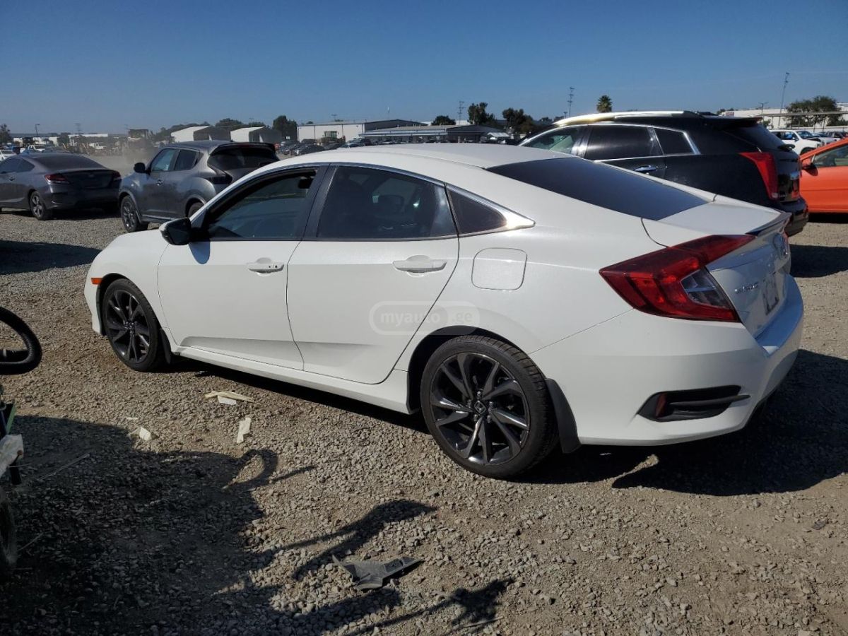 Honda Civic 2019 — photo 2