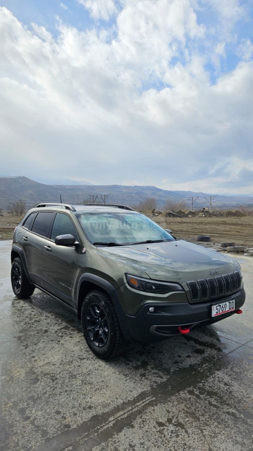 Jeep Cherokee