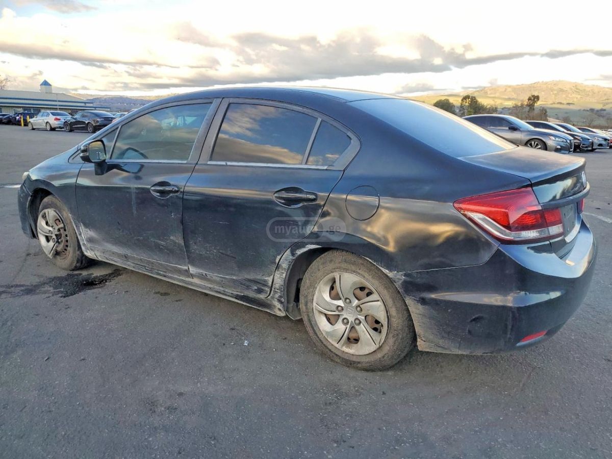 Honda Civic 2013 — photo 2