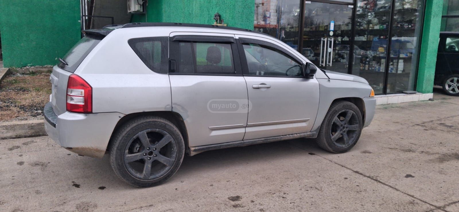 Jeep Compass 2010 — photo 2