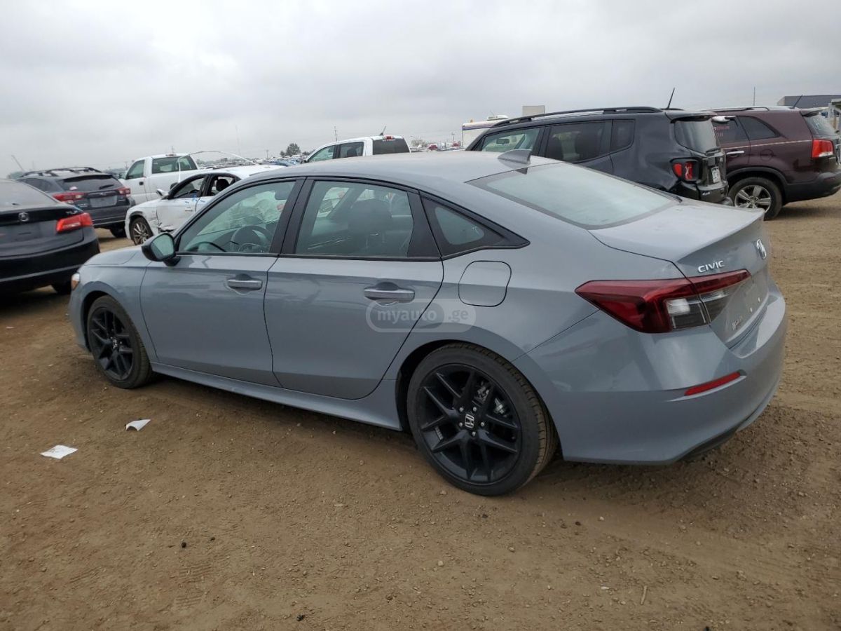 Honda Civic 2025 — photo 2
