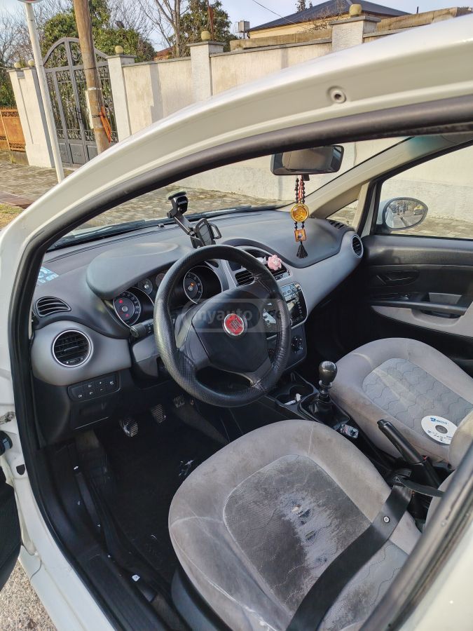 Fiat Linea 2016 — photo 2
