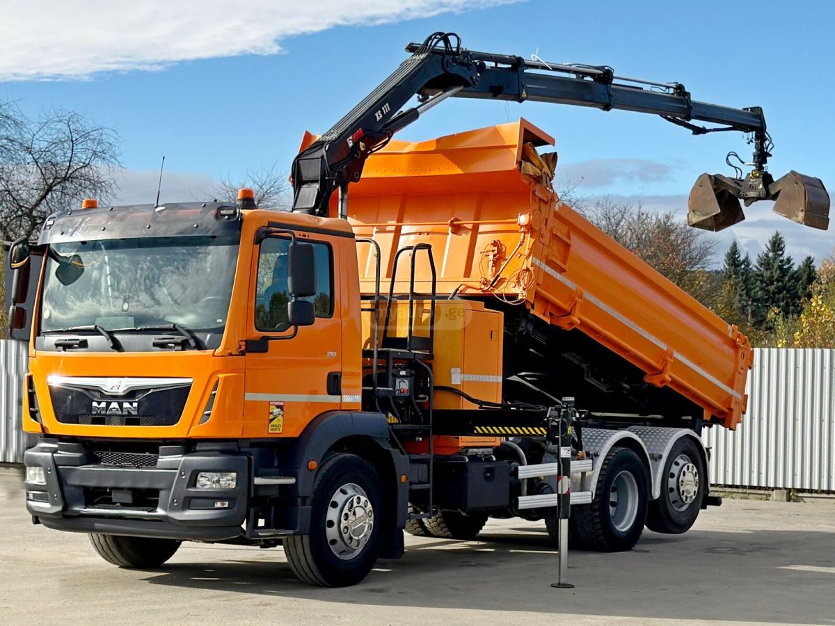 Isuzu TGM