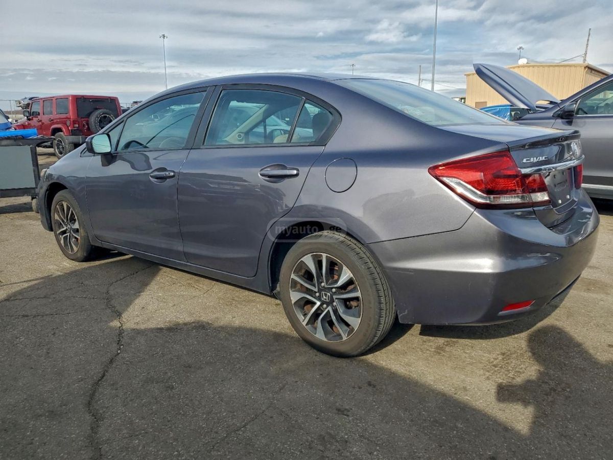 Honda Civic 2015 — photo 2