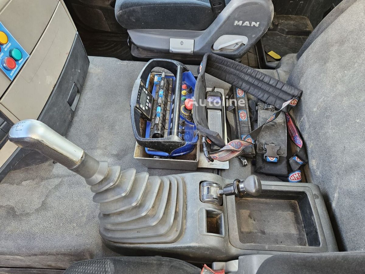 Isuzu TGS 2014 — photo 2