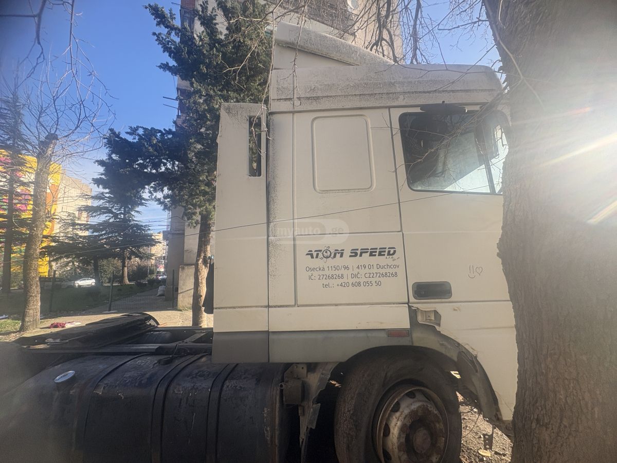 Daf XF 95 Series 2002 — photo 2