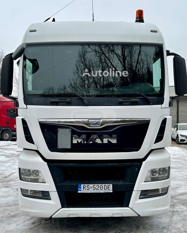 Isuzu TGX 2014 — photo 2