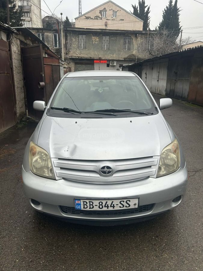 Toyota Ist